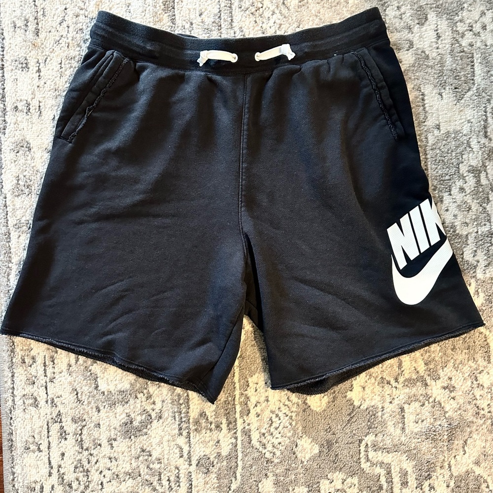 Nike Clue French Terry Shorts
